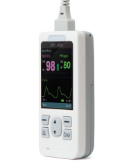 R123P17-m800-handheld-angle-medium